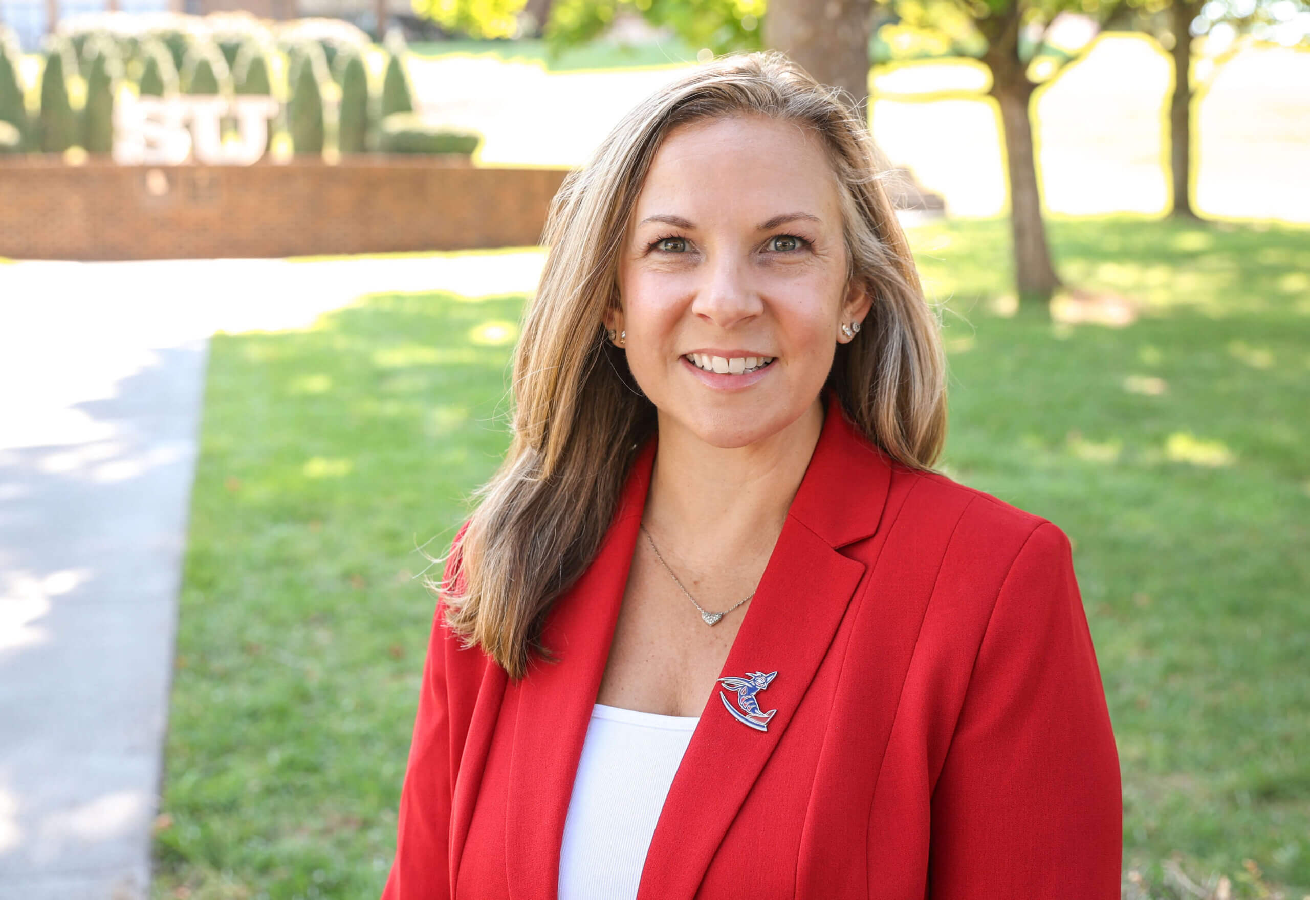 professional headshot of Stephanie Clark