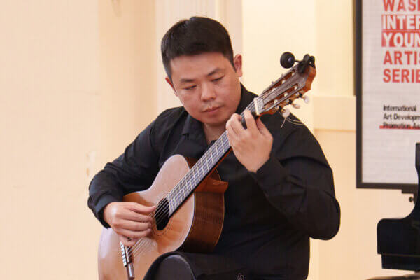 Weijia Chen performs at the Washington International Young Artists Music Series (WIYAMS) opening concert