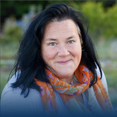 Lynn Brunelle