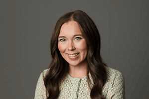 Megan L headshot