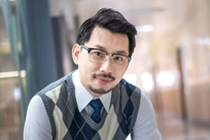 Dr. Ming-Shih (Jon) Huang