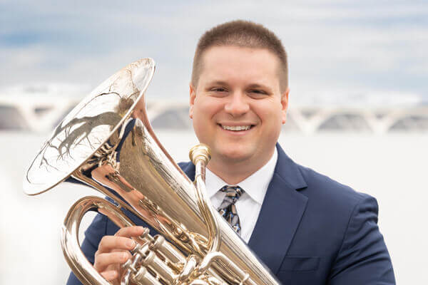 Erik Lundquist