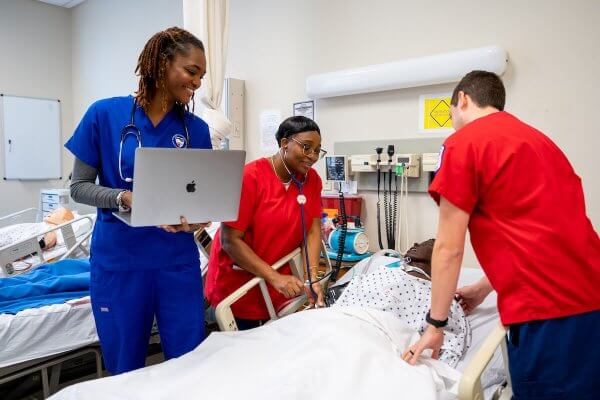 Shenandoah University nursing students