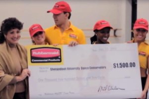 Dancers accept honorarium from Rubbermaid