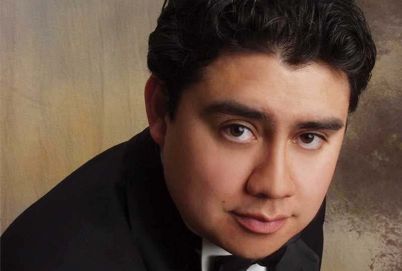 Alejandro Hernandez-Valdez ’99