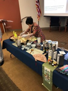 Korean Cultural organization visits Shenandoah and shares Korean food