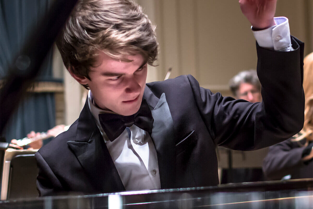 Fleming Performs Emperor Concerto with National Symphony Orchestra of Ireland