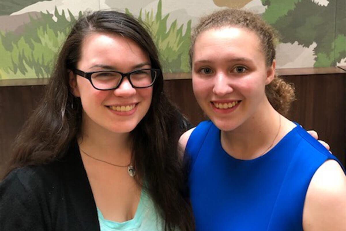Apgar ’20 and Harney ’20 Awarded Judith Ruebush Townsend Scholarship in Music Therapy