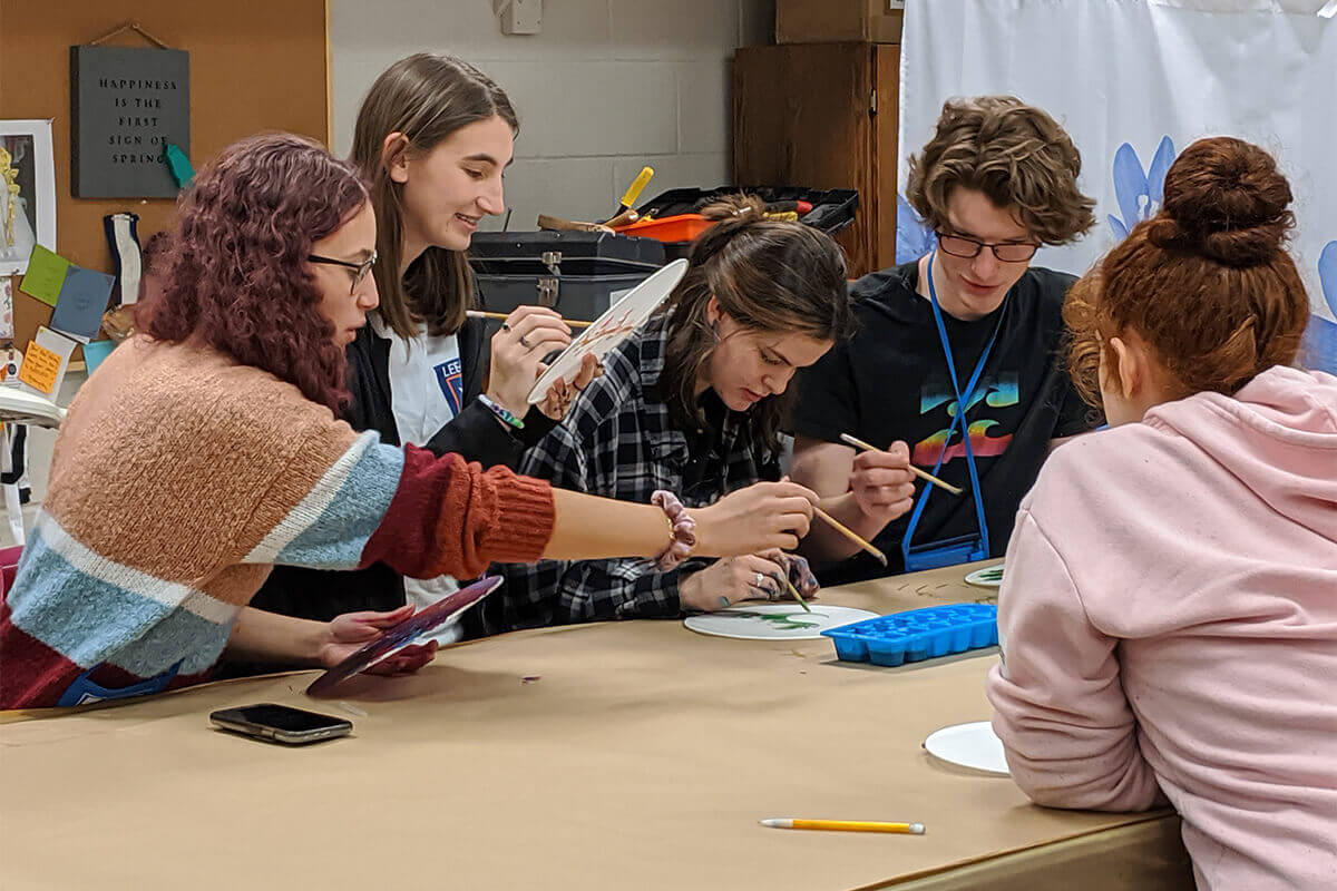 Adams Hosts Painting and Dyeing Workshop at Virginia Thespian Festival