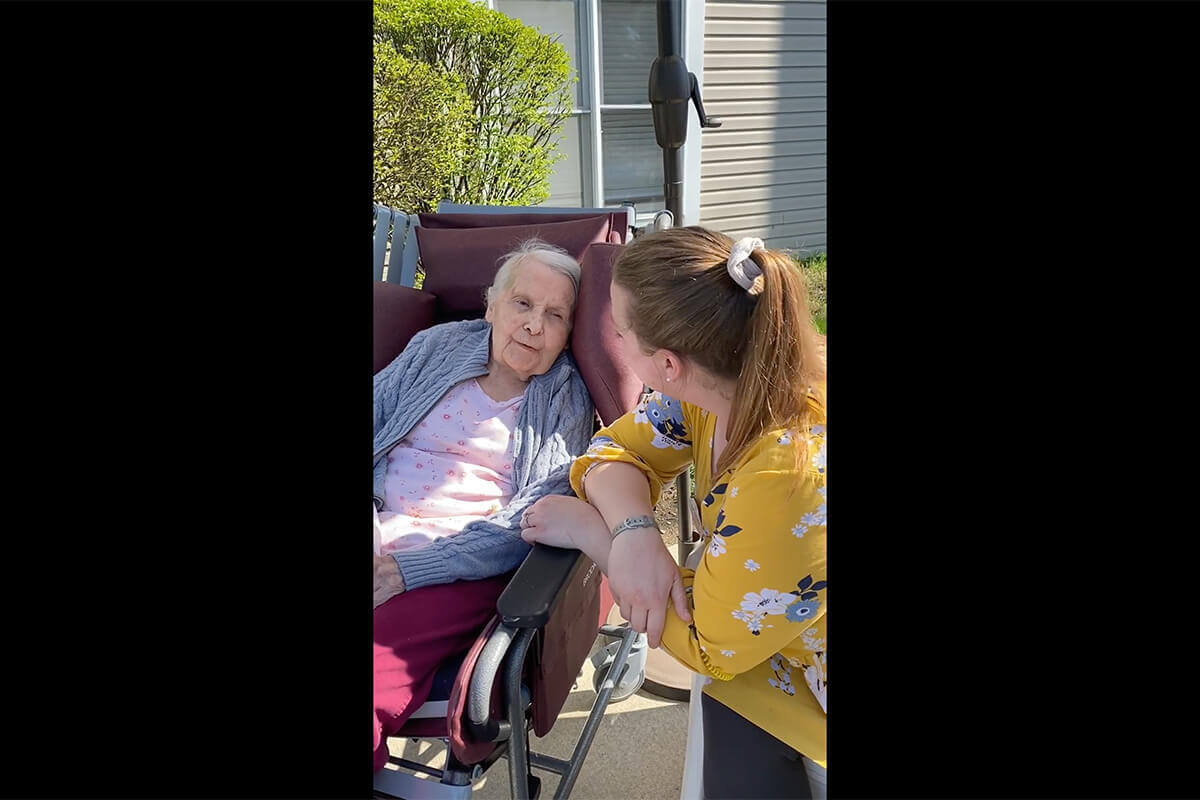 Pugh ’12, 18 Sings ‘Daisy Bell’ with Assisted Living Resident