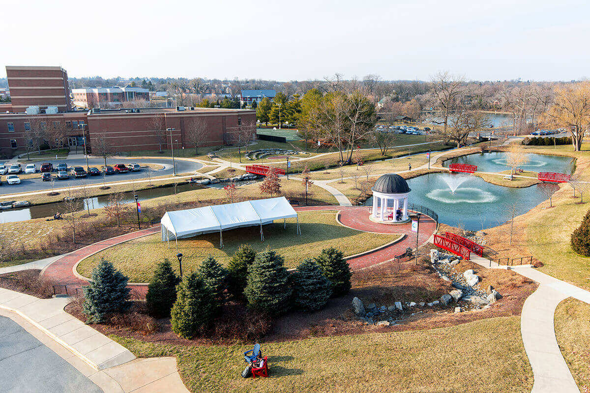 Shenandoah Creates Additional Learning Spaces Tents Allow Students to Study, Learn Outdoors