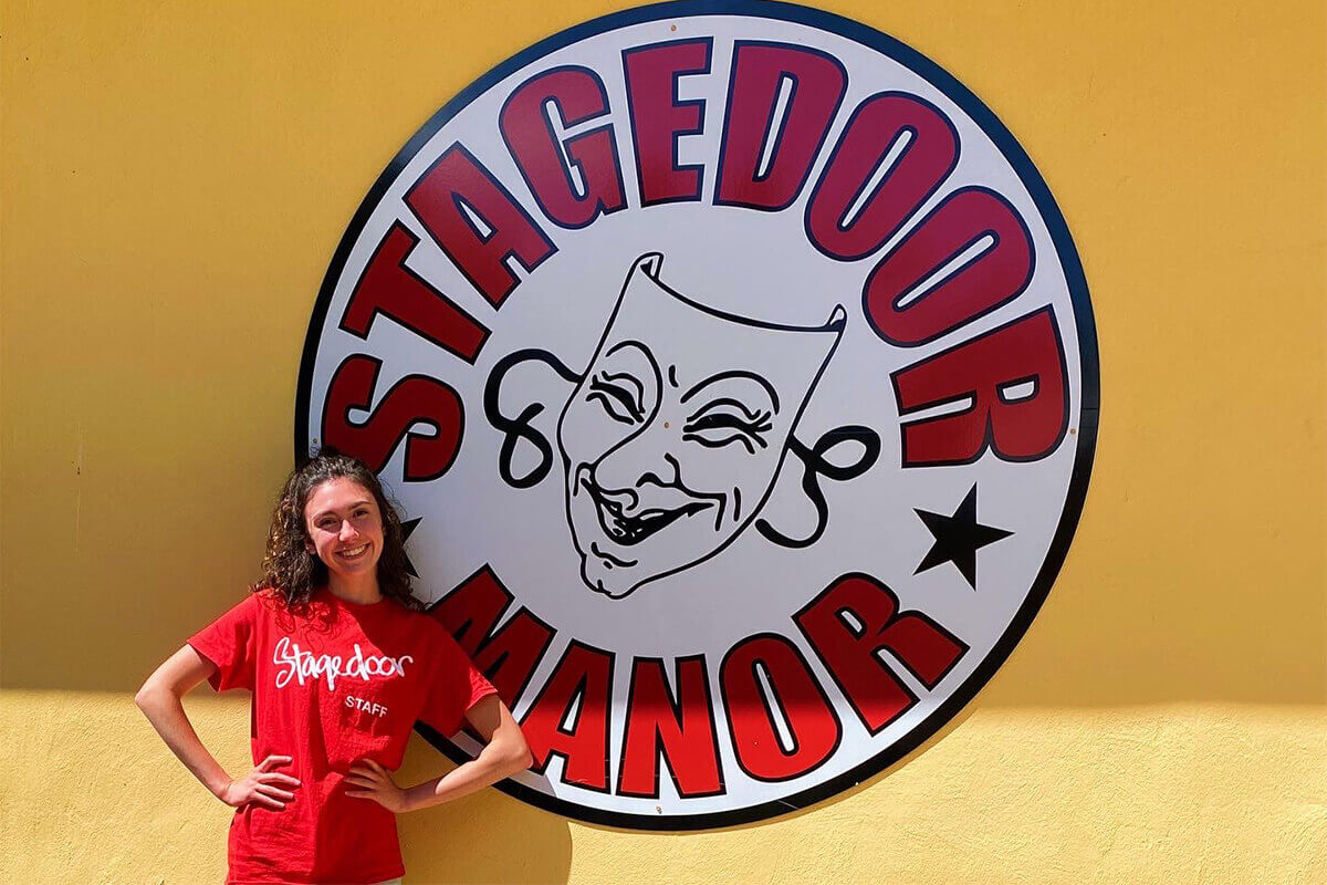 Stanley ’22 Helps Choreograph and Teach at Stagedoor Manor in New York