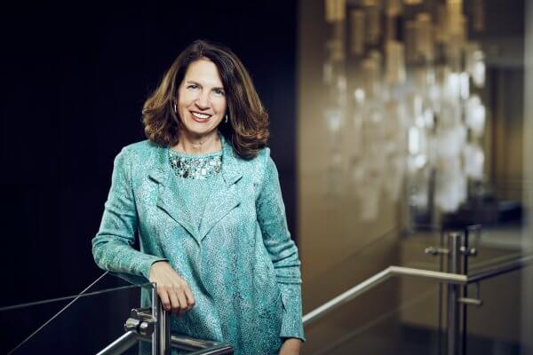 Tracy Fitzsimmons earns 2022 Virginia Business Women in Leadership Award