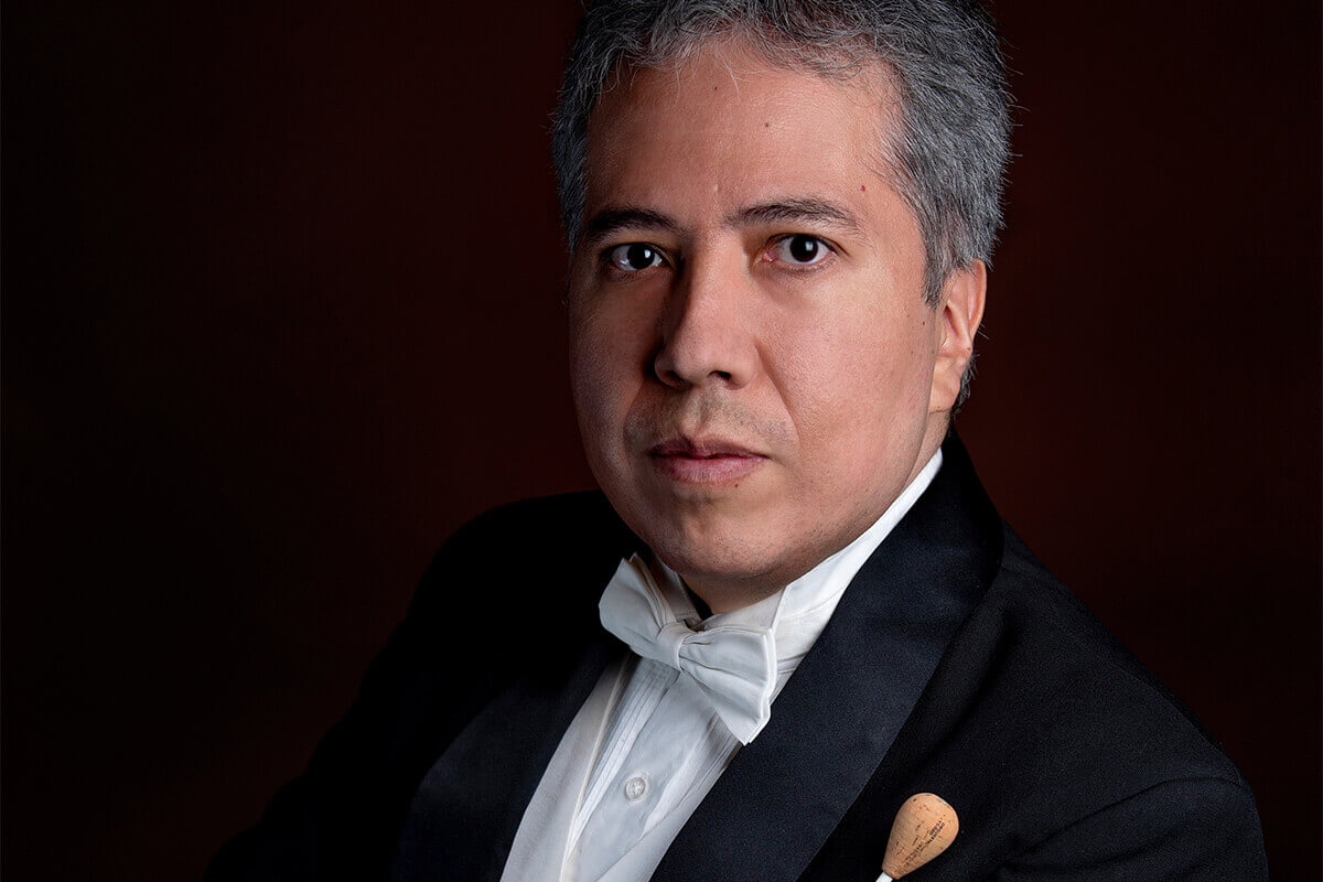 Carrasco ’99 Appointed Artistic Director and Principal Conductor of the National Symphony Orchestra of Mexico