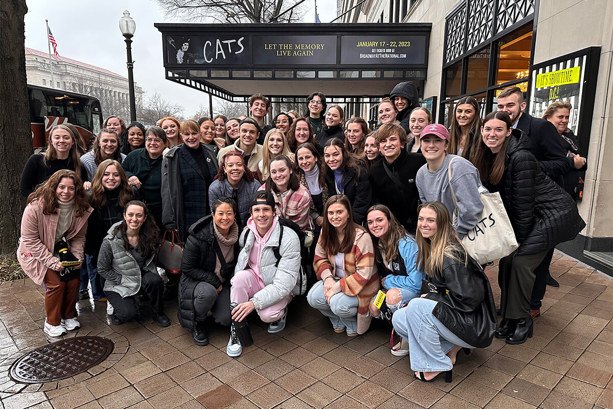 Dance Students Support Peers in ‘Cats’ Tour