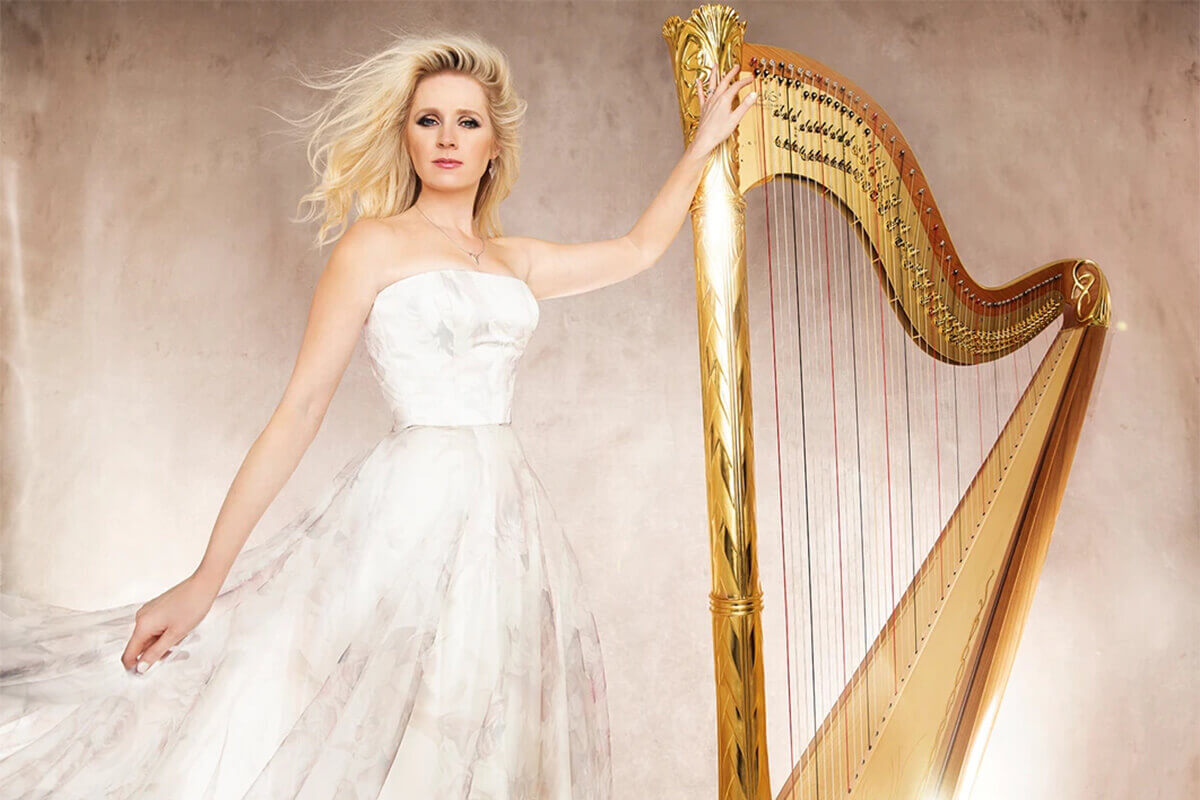Harp Ensemble Performs with Former Royal Harpist Claire Jones