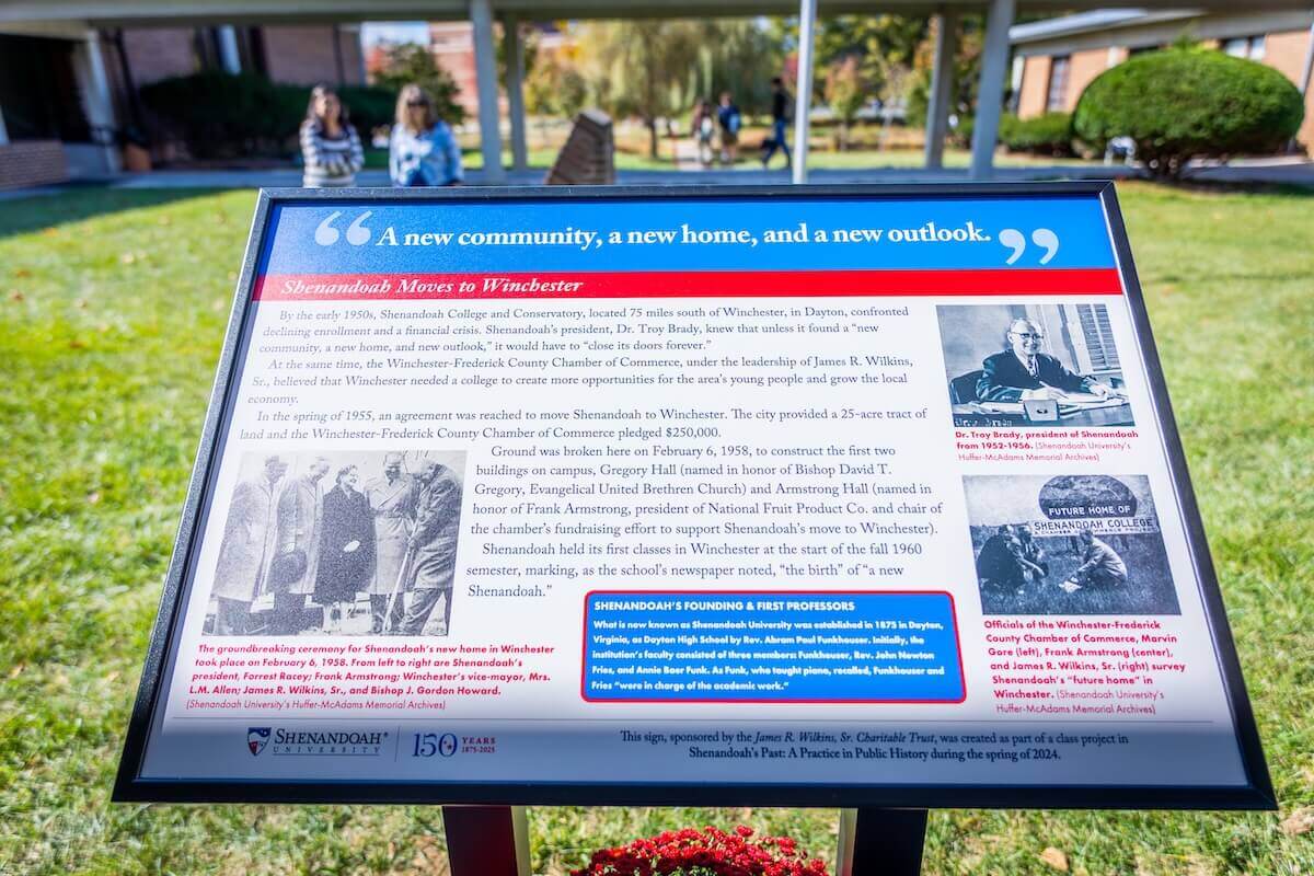 Wayside marker highlighting Shenandoah's move from Dayton, Virginia, to Winchester in 1960.