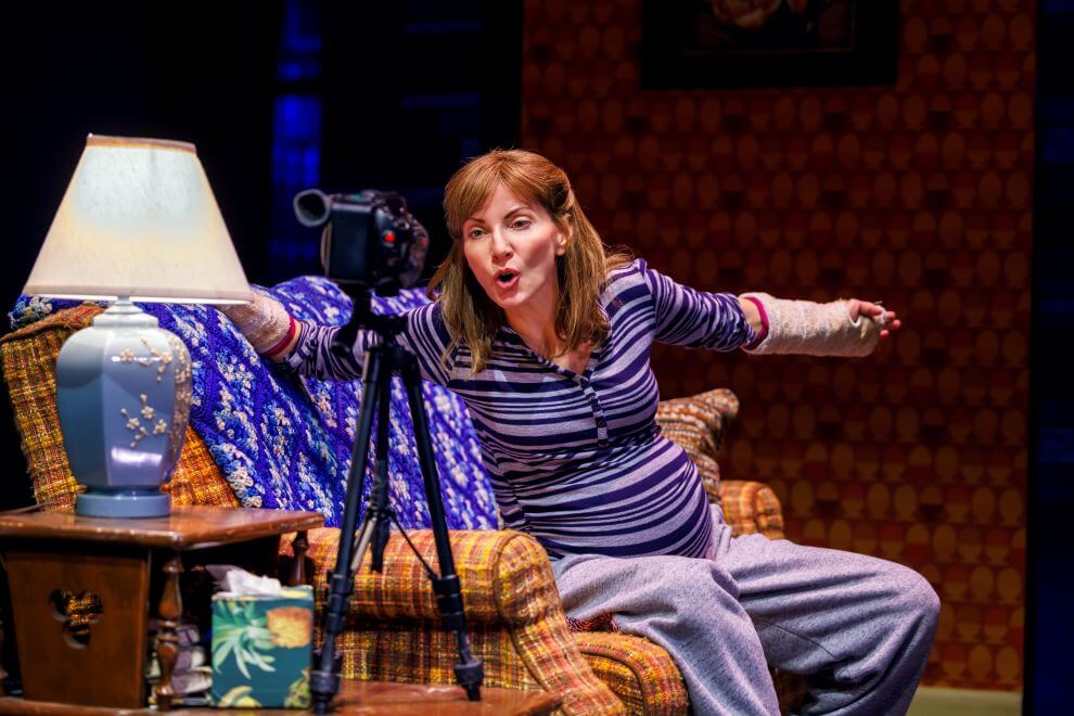 Laura Woyasz (C ’98)