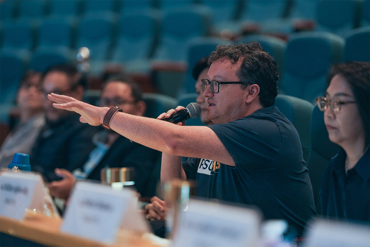 Graham Spice adjudicates at Rangsit Music Competition in Thailand