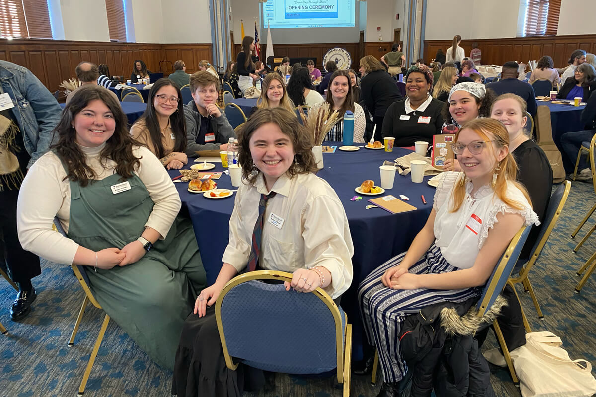 Music therapy students attend MAR-AMTA annual conference