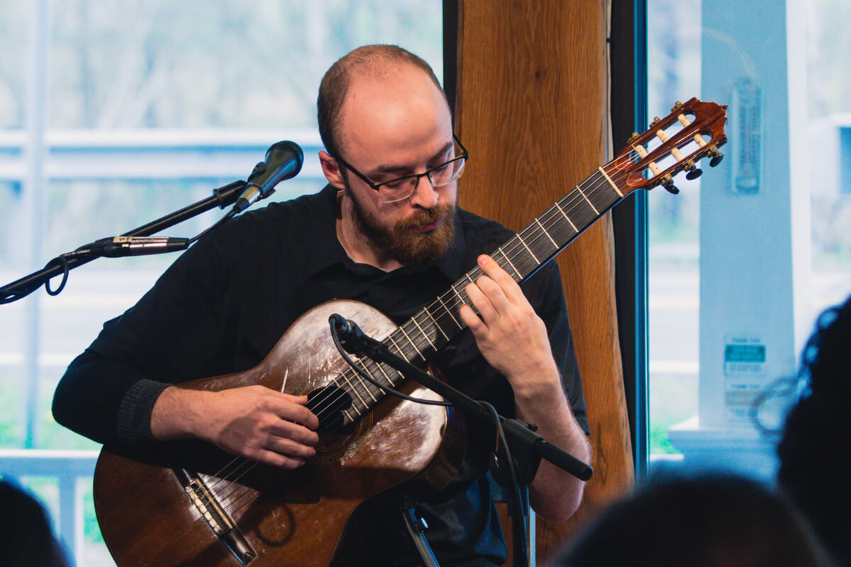 Joshua Klein opens for Hiroya Tsukamoto at River House Concert