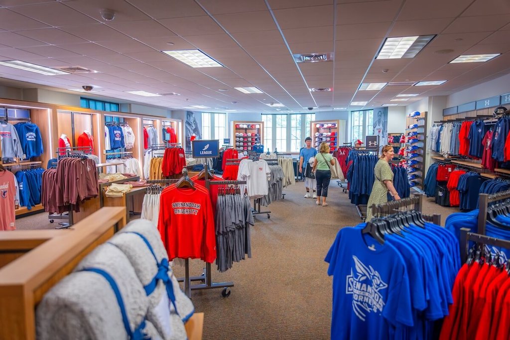People browse Shenandoah-branded apparel in the campus store.